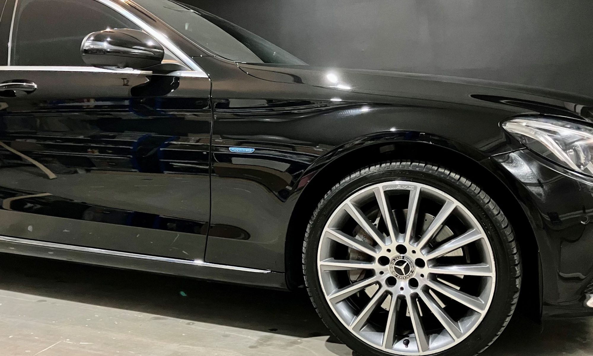 Benefits of Ceramic Coating With FireBall Butterfly in Gold Coast,